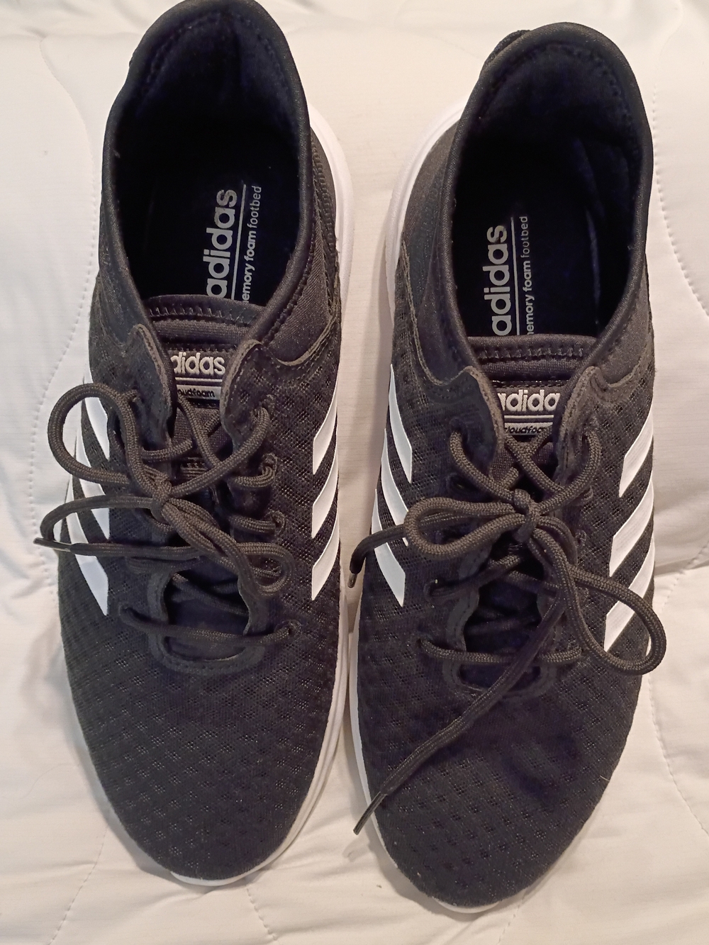 Women's Adidas  Cloud Foam QT Flex Black/White Sneakers Size 10